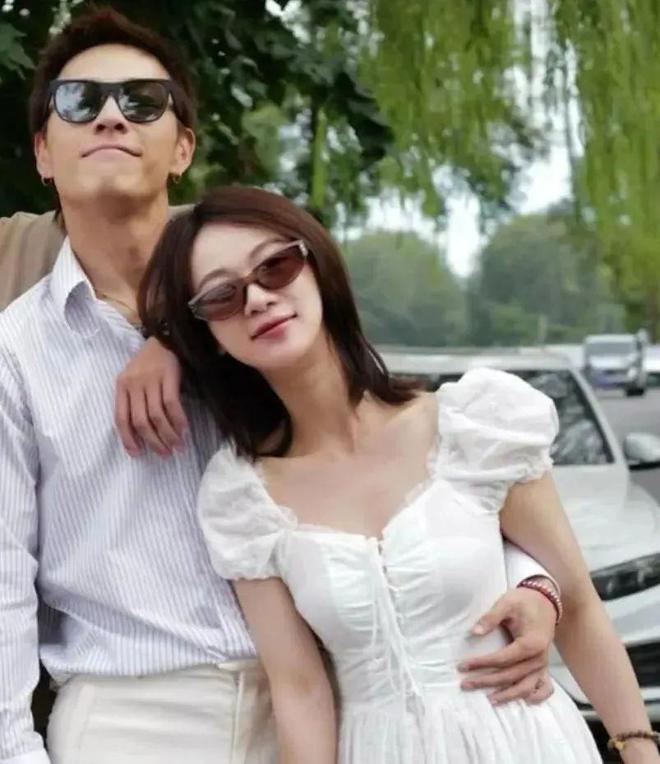4 娱乐圈幸福婚讯大盘点龙8国际龙8网站202(图22)